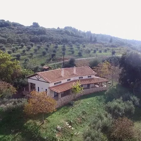 Pheia Holiday home